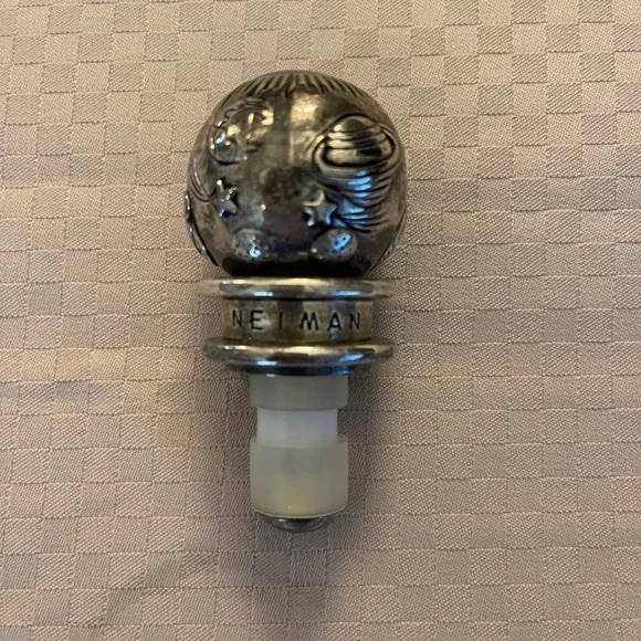 Neiman Marcus 2001 silver-plated wine bottle stopper Out of this World Universe