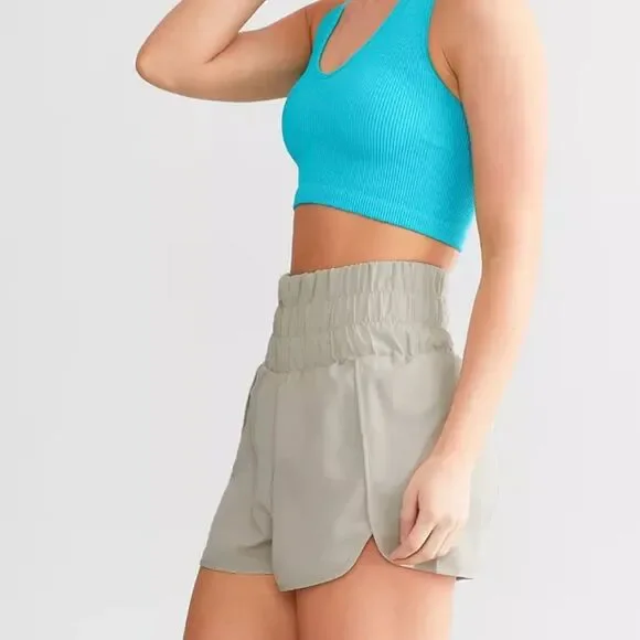 New In Buckle High-Waisted Tan Women's Shorts