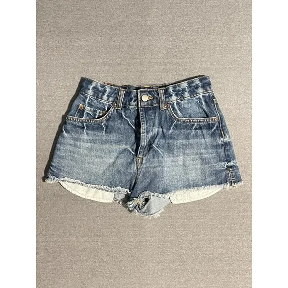Roxy Denim Shorts Womens Size 26 Medium Wash Frayed Hem Beach Y2K Summer Style