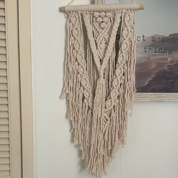 NEW Macrame Wall Hanging, Bohemian Wall Decor, Tapestry, Housewarming Decor