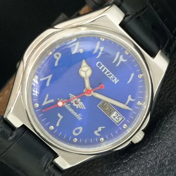 Vintage 1984 Citizen Automatic Mens Silver Watch W/daydate & Blue accents