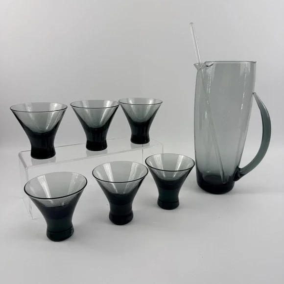 Morgantown Normandie Smoke Glass Cocktail Pitcher 6 Martini Glasses Set
