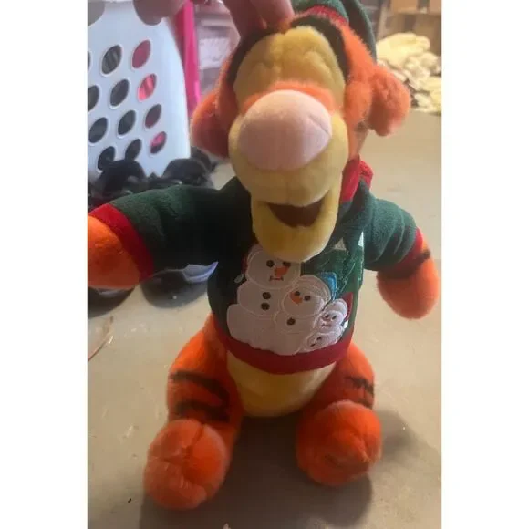 Tigger Christmas‎ stuffed animal