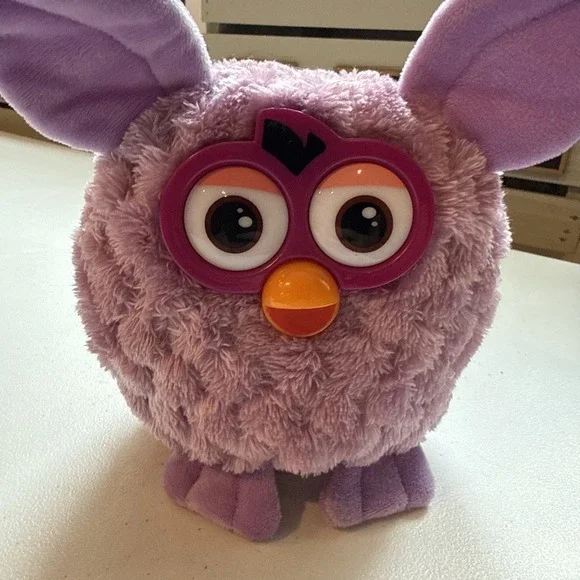 2005 Hasbro Tiger Electronics Purple Furby Plush Toy Tested Works