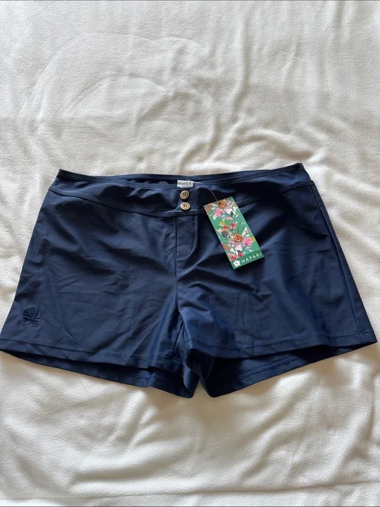 Hapari swim cover shorts