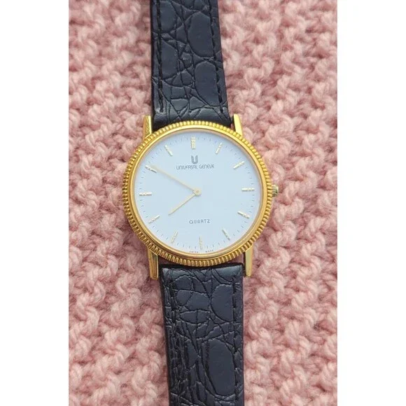 Vintage Universal Geneve Quartz Slim Unisex Watch Ref 533.240 Gold Plated RARE