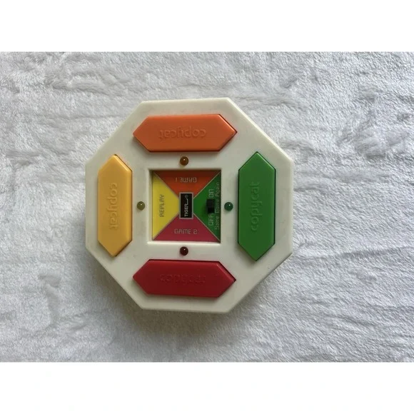 Vintage 1988 Copy Cat Tiger Electronic Toys Model 7-522 Copycat Handheld‎ Game