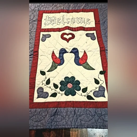 Quilted Tapestry Vintage Linens Farmhouse Cottagecore Minimalist Welcome Sign di