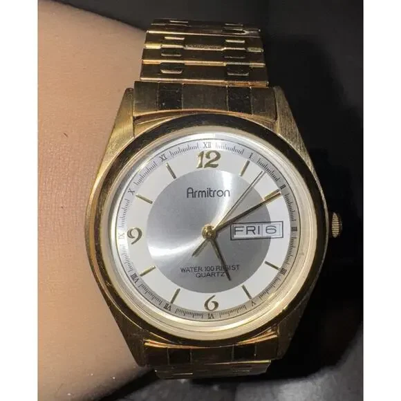 -WATCH MEN Armitron Gold Stainless Steel W/Day Date Quartz