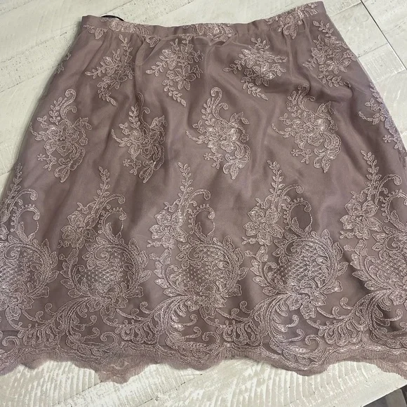 Elegant Lace Embroidered Jenny Yoo Skirt - Purple