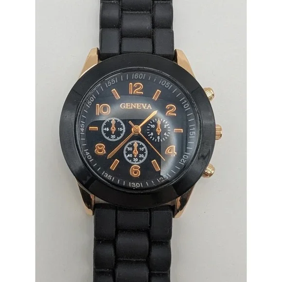 Sports Black Silicone‎ Band Quartz Watch New Battery
