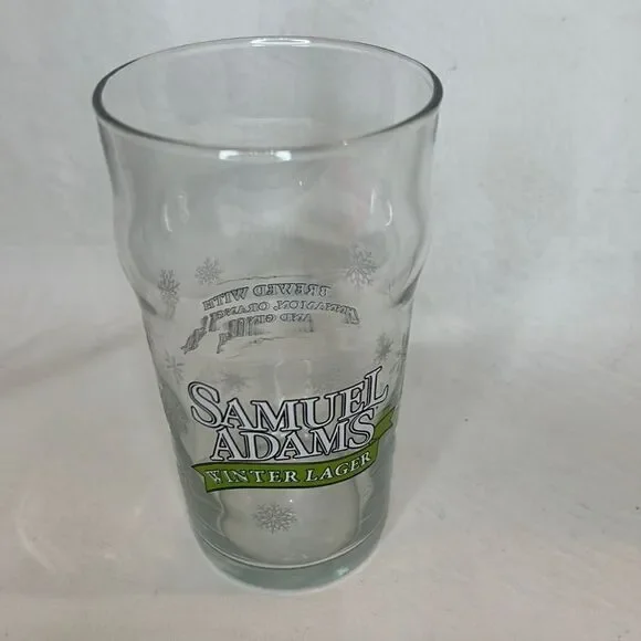 Samuel Adams Winter Lager 16 Oz 5 3/4 In Tall Brewed Cinnamon Ginger Orange Zest