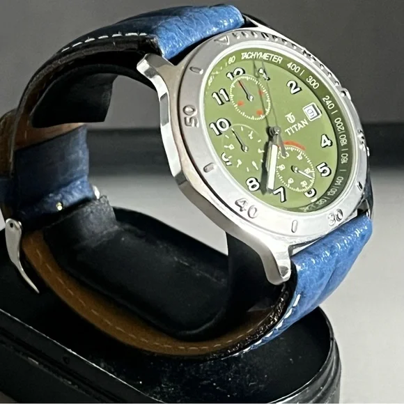 Titan Vintage Men's Water Resistant Watch