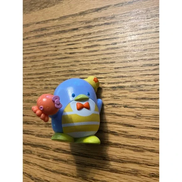 Hello‎ Kitty & Friends Jazwares Sanrio Tuxedo Penguin Mini Figure Collectible