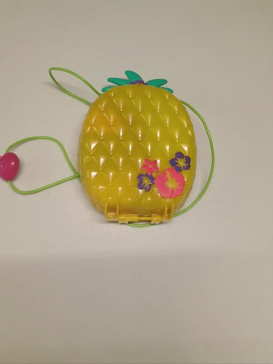Mattel Polly Pocket Yellow Pineapple Purse Playset