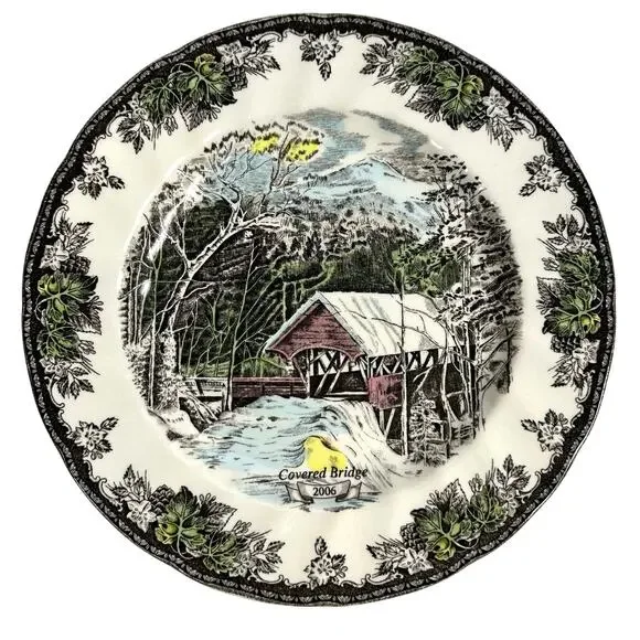 Johnson Bros Friendly Village England Covered Bridge 2006 Collector Dinner Plate