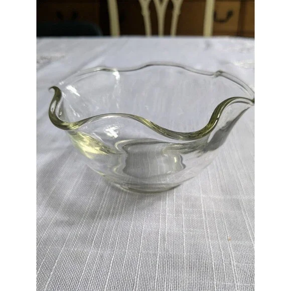 Vintage Clear Glass Dip/Dessert Bowl Yellow Tint Scalloped Edges MCM 5.25 inch