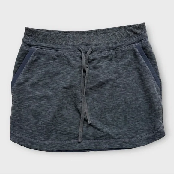 Athleta Techie‎ Terry Mini Skirt Size Medium Heathered Gray