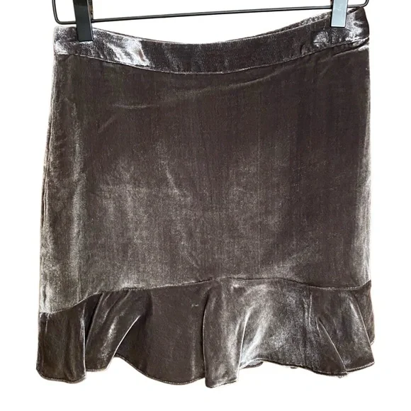 Madewell Crushed Velvet & Silk Ruffle Hem Mini Skirt Gray Silver Sz 2 NWT