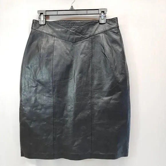 Jacqueline Ferrar Size 12 Vintage Black Leathet Pencil Skirt P10
