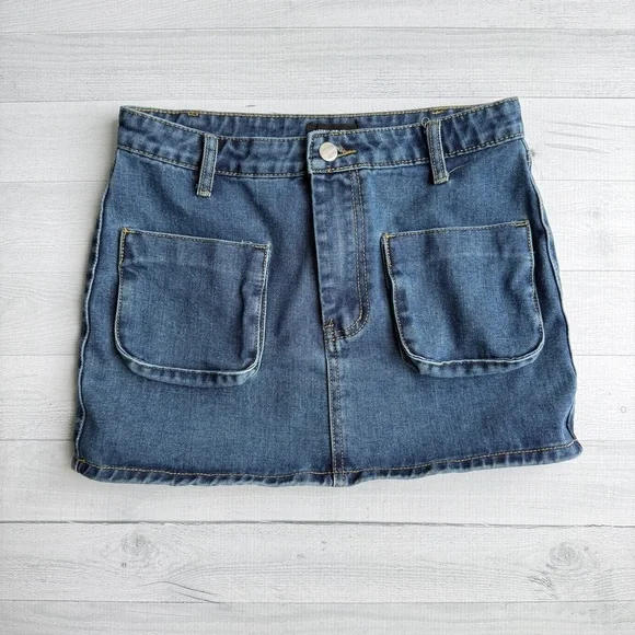 Pretty Little Thing Indigo Vintage Wash Cargo Pocket Front Denim Mini Skirt US 2