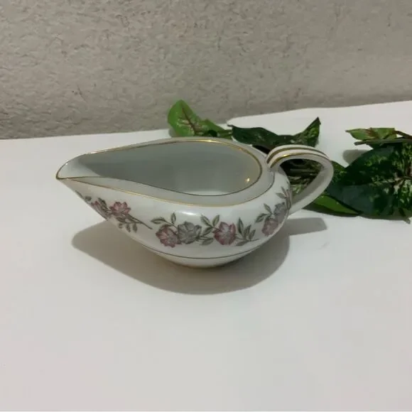 Noritake 5433 Creamer Red and Gray Flowers Gray Band Japan G5