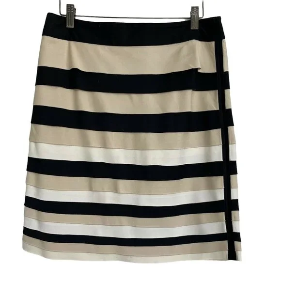 White House Black Market Skirt Tiered Beige size 6 Women’s cotton Stretch