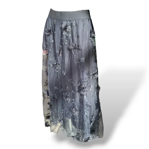 NWT‎ 3D skirt Joh. black tulle mesh layered Floral Embroidered midi L lined