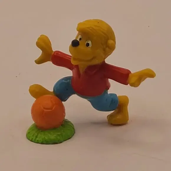 Vtg Berenstain Bears Brother Bear Soccer Ball PVC Figure Applause