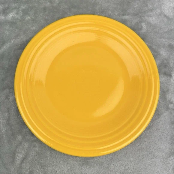 Fiesta Fiestaware Homer Laughlin Luncheon Plate Daffodil
