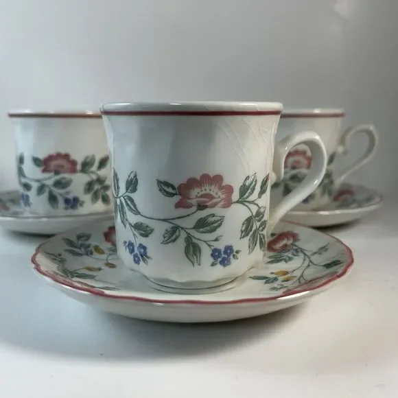 Churchill England Briar Rose Teacup And Saucer Set Of 3