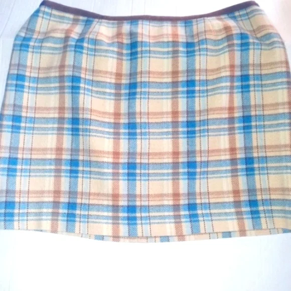 Vineyard Vines plaid wool mini skirt