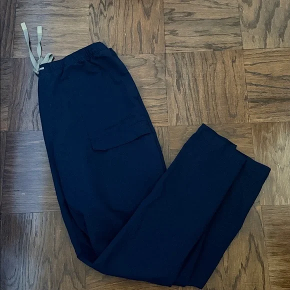 Figs navy scrub Pants size: XXL