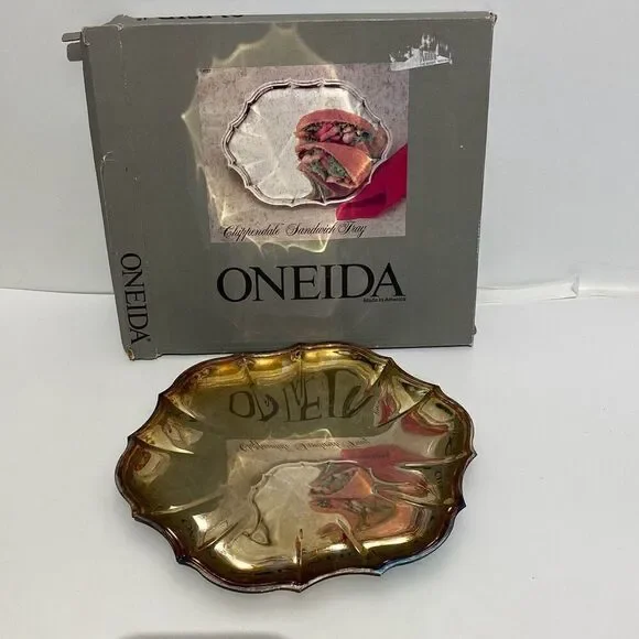 Oneida Scalloped‎ Buffet Platter Oval Chippendale Sandwich Tray 11