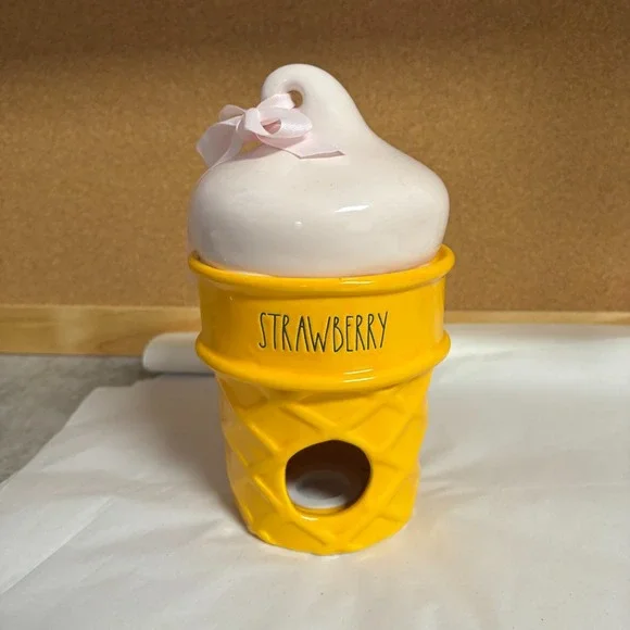 Rae Dunn Birdhouse Strawberry Ice Cream Cone Ceramic‎ Pink by Magenta