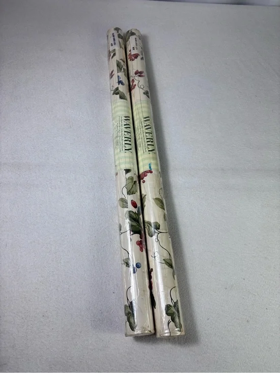 Waverly Berry Vine Wallpaper Cottagecore English Garden Botanical 2 Rolls