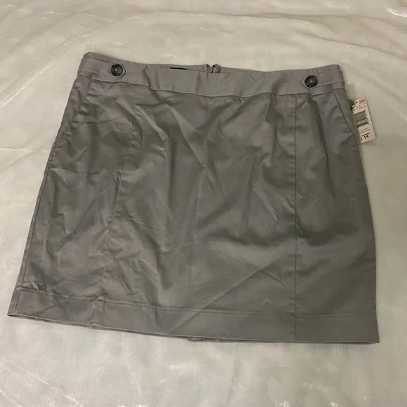 NWT Attention Gray Mini Skirt with Back Slit 14