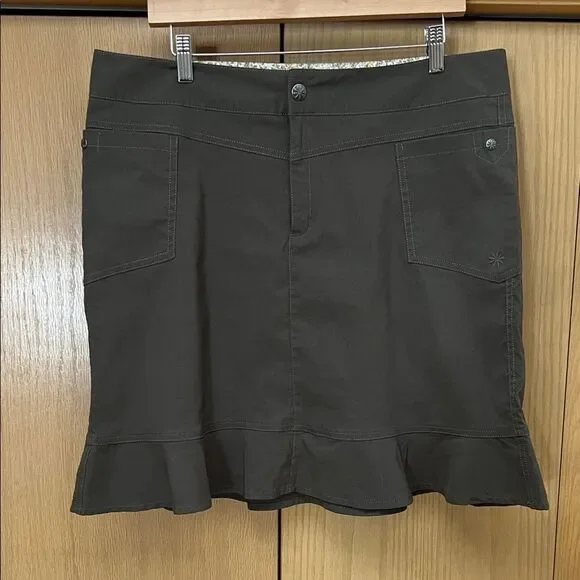Athleta Ruffle Hem Skirt Size 14