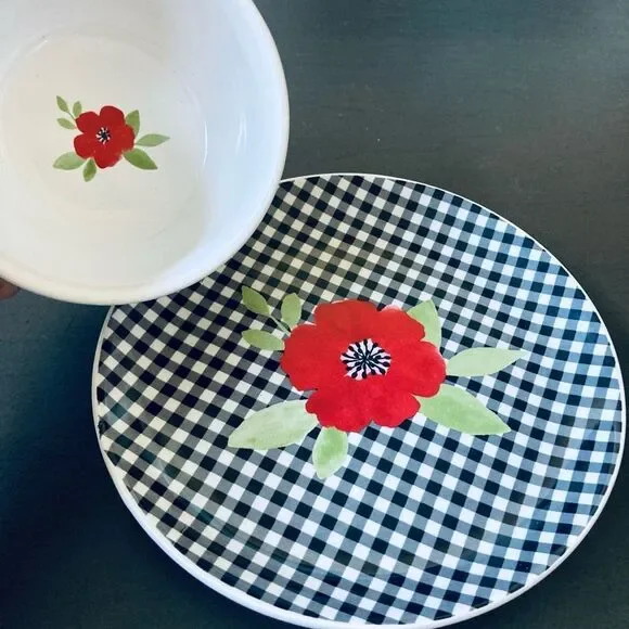 Dolly Parton Farmhouse Buffalo Plaid Floral Plate Bowl Set