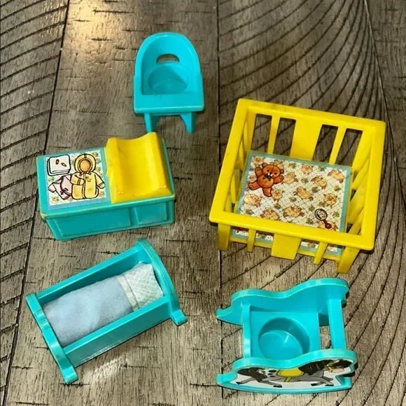 Vintage 1972 made in USA 🇺🇸 Fisher Price Nursery Set