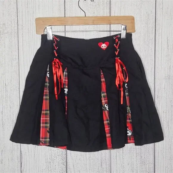 Skelanimals Black/Red Plaid Contrast Pleated Skirt with Pockets, sz Small