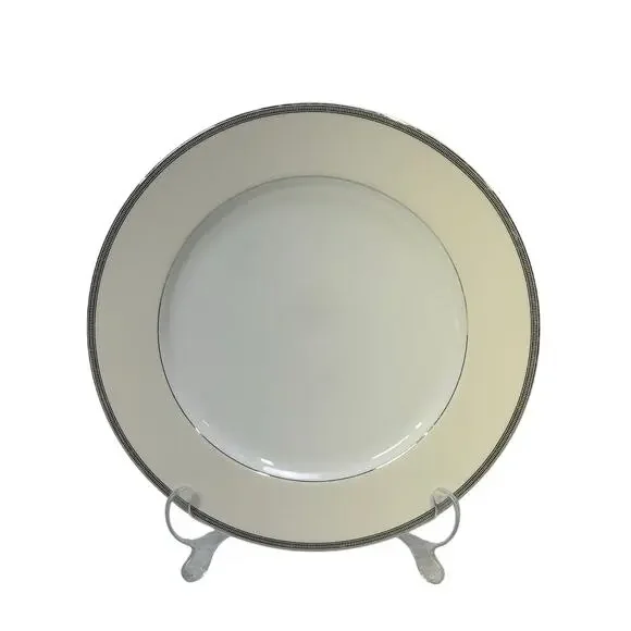 Royal Doulton Retired 2008-2015 'Mezzanine