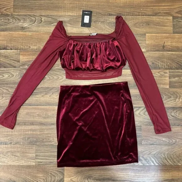 FN Sweet Velvet Dreams Skirt Set