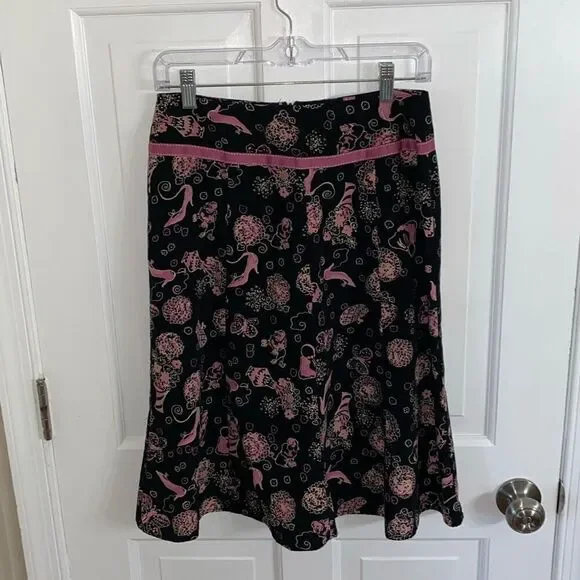 Dressbarn printed a-line skirt size 6