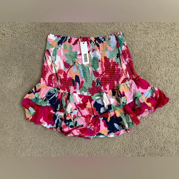 BB Dakota Steve Madden Floral Smocked Mini Skirt • XXL