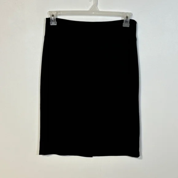 Frank Lyman Skirt Black Women’s Size 10 Midi Lined Small Slit Minimalist