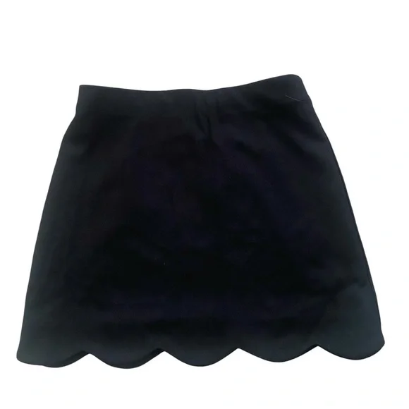 Topshop Black Scallop Hem Mini Skirt Size US 4 UK 8 EUR 36