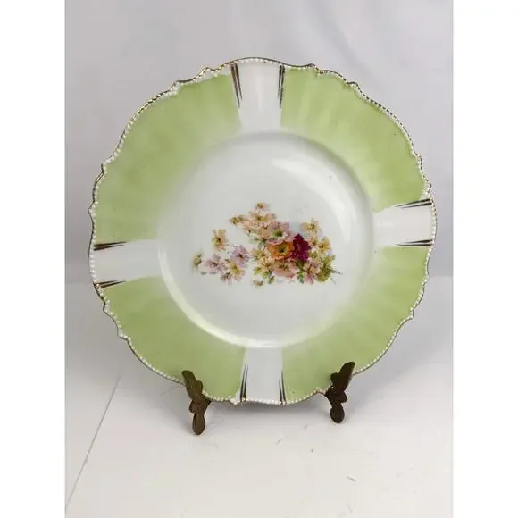 Antique Unmarked Hand Painted Porcelain Plate Green White Floral Gold Trim‎