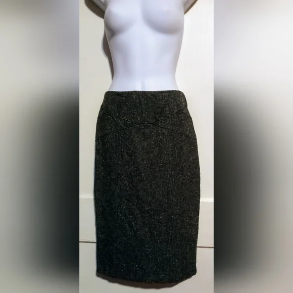 🛍️ BUNDLE ONLY 🛍️ LADIES BLACK AND GRAY PENCIL SKIRT