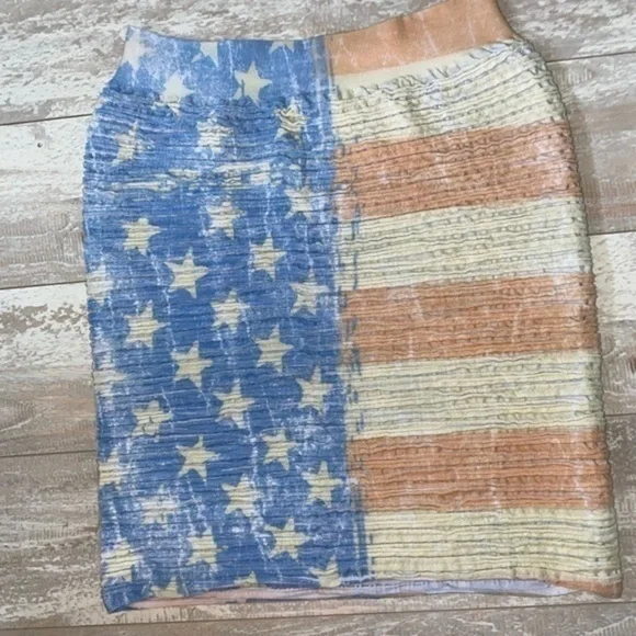 USA Flag Inspired Skirt Super Cute One Size in Very Good Preowned Condition